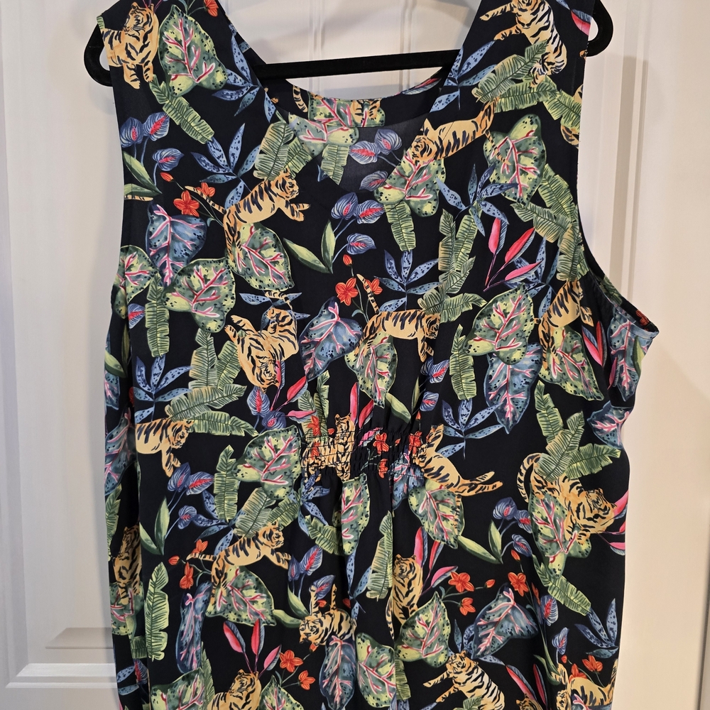NIC+ZOE Black Tropical Tiger Print Sleeveless Top